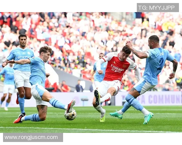 足球明星粤语介绍视频带你领略球场传奇与精彩瞬间 足球明星粤语介绍视频带你领略球场传奇与精彩瞬间